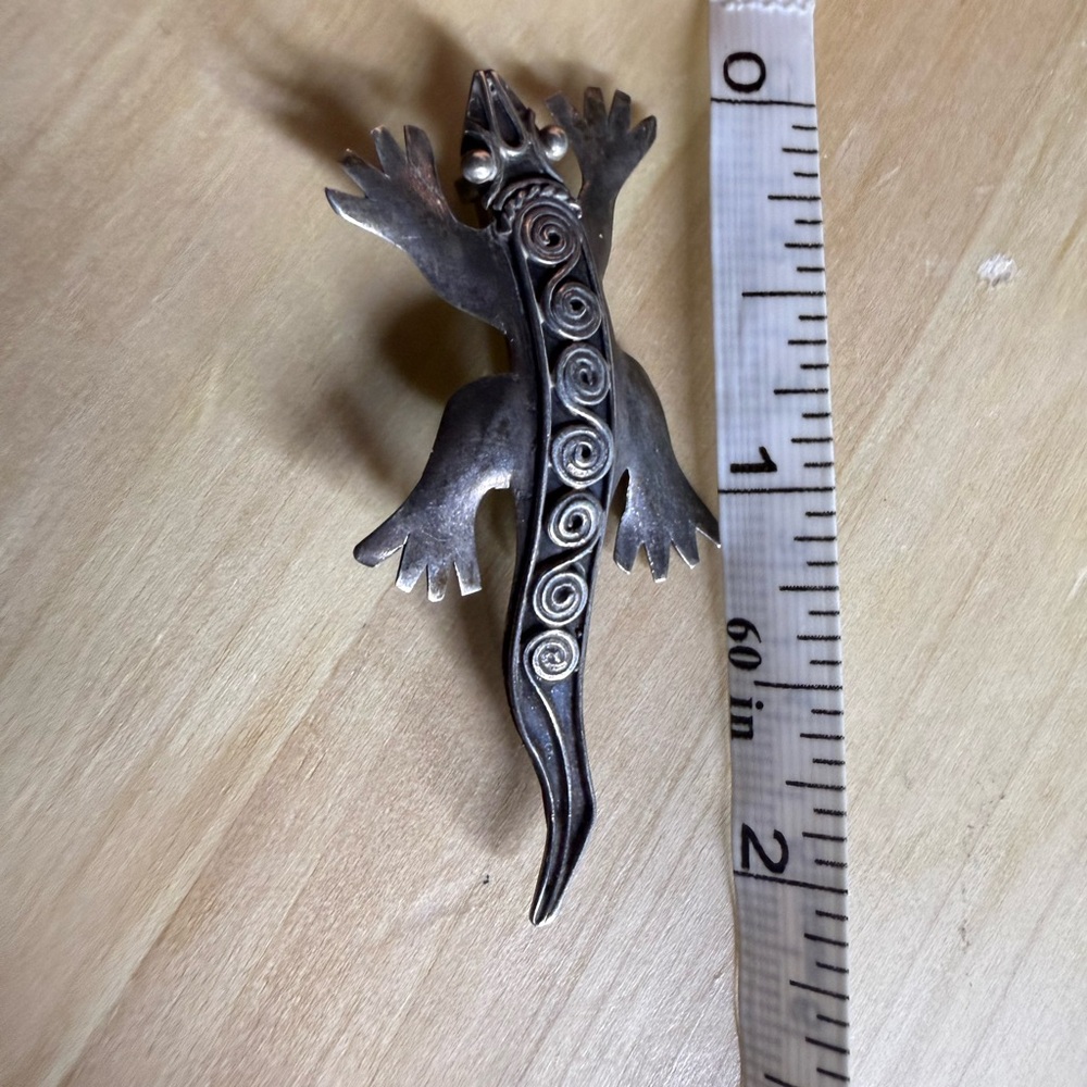 Sterling Silver Lizard Brooch Pin